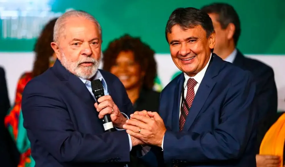 Lula anuncia reajuste do Bolsa Família em 15% com o benefício passando de R$ 600 para R$ 691