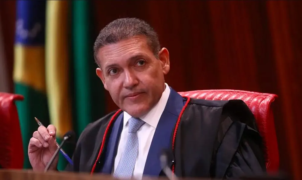 Kassio atende Flávio e suspende propaganda do PT que cita caso Master